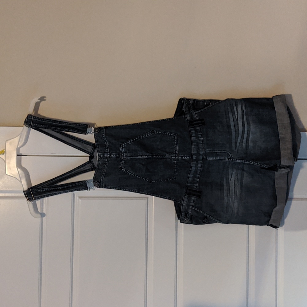 Women's overall shorts